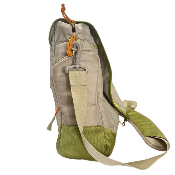 Kelty Messenger Diaper Bag Green - Picture 4 of 13